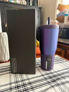 Brumate Resa Insulated Tumbler 35oz - Dark Aura